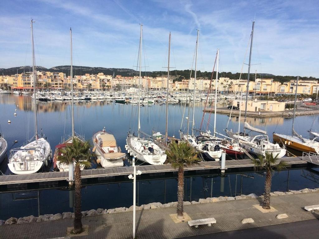 Gruissan Appartement Calme, Vue Sur Port De Plaisance -Clim, Empl.Parking 외부 사진