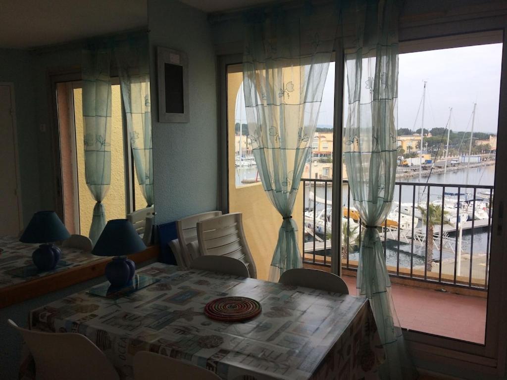 Gruissan Appartement Calme, Vue Sur Port De Plaisance -Clim, Empl.Parking 외부 사진