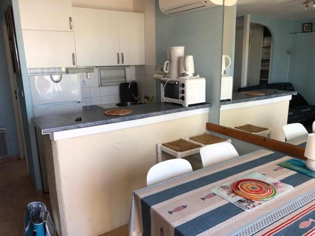 Gruissan Appartement Calme, Vue Sur Port De Plaisance -Clim, Empl.Parking 외부 사진